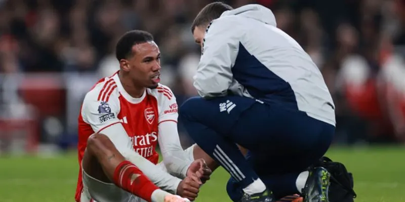 Gabriel phải nhận chăm sóc y tế